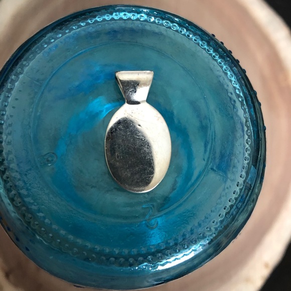 Sterling silver charm - Picture 2 of 2